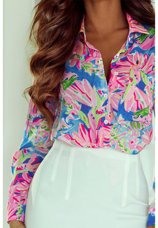 Abstract floral print
  Buttoned design
  Sheath silhouette
  Long sleeves
  Quality materials
  Versatile for any occasion