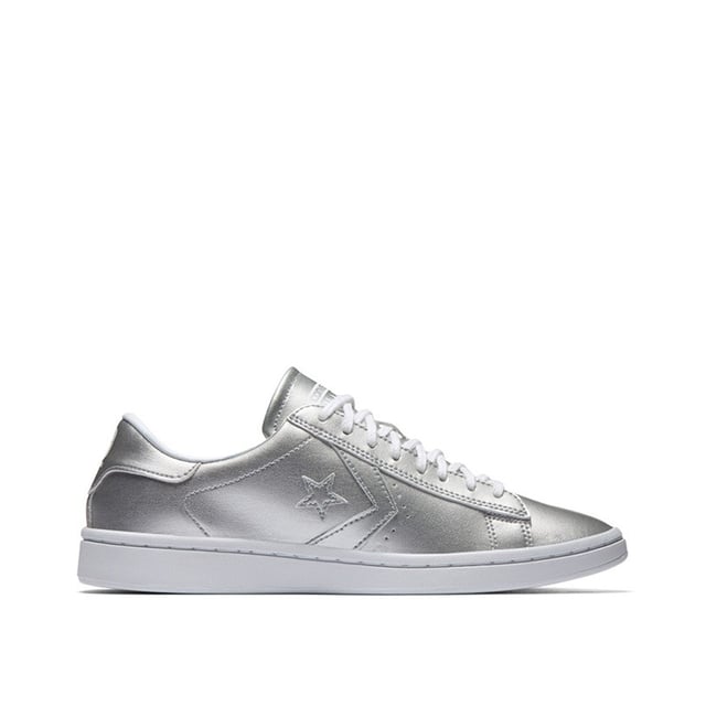 Silver leather converse best sale womens