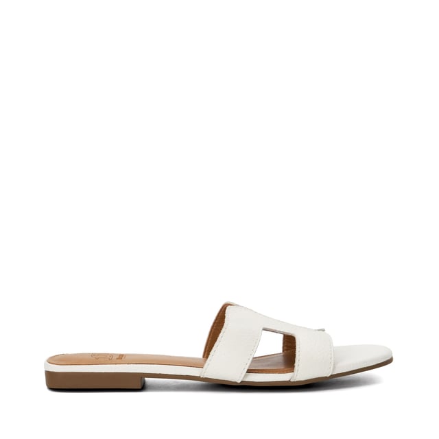 Dune Ladies Loopey - Stitch-Detail Slider Sandals Update warm-weather edits with Loopey. This square-toed silhouette boasts cut-out detailing that is enhanced with visible stitching. The perfect pairing for casual and semi-formal dressing alike.