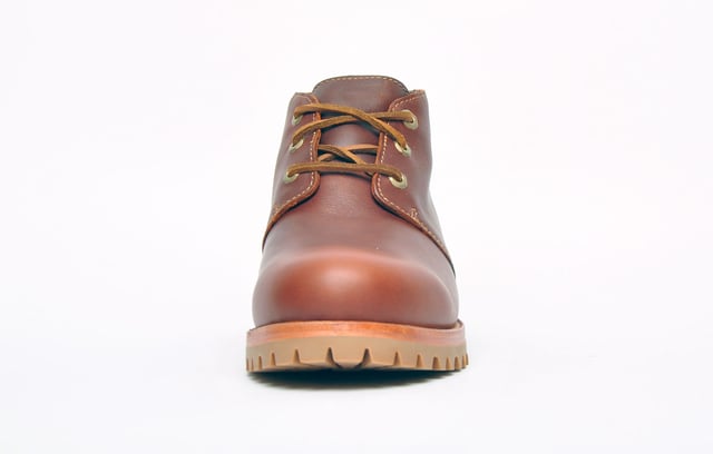 Ces bottes Timberland Heritage Chukka de 1973 constituent une excellente option pour l&#39;homme moderne, avec une tige en cuir souple de qualité supérieure avec des détails de couture complexes pour un look de designer ultime.