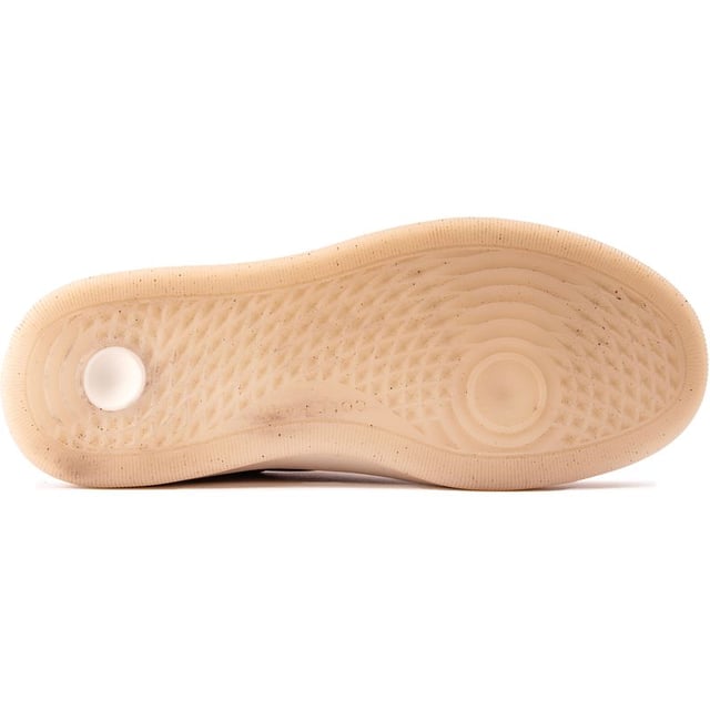 What A Fab Sneaker - The Court-style Crossover Trainer From Cole Haan Has A Superior Leather Upper Combined With The Distinctive, Sporty Grand 360 Sole. The Blind Eye Lacing System And Lightweight Fit Ensure A Steady Step, While The Retro-inspired Design And Cushioned Eva Footbed Allow For Greater Flexibility, A Softer Ride And Stylish Looks. All-day Comfort Has Never Looked Better.