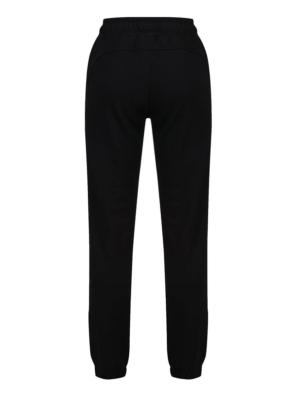 Elevate your casual wardrobe with these joggers from the LUKE womenswear performance range. Cut to a slim fit in a soft recycled cotton, these joggers are extremely comfortable. They are crafted with an elasticated waistband and adjustable drawcord along with open pockets which provide ample space for all your essentials. The iconic rubberised lion head badge completes the look.