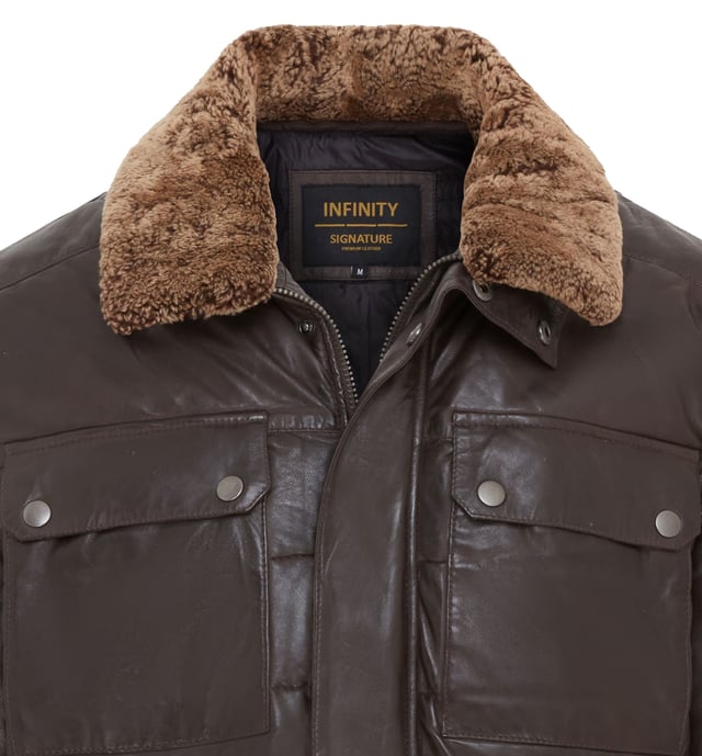 Haz una declaración audaz con nuestra chaqueta de motociclista acolchada de cuero de cordero marrón para hombre. Diseñada tanto para el estilo como para la practicidad, esta chaqueta está confeccionada con cuero de cordero de primera calidad, que ofrece un acabado elegante y lujoso. El cuello de piel desmontable proporciona opciones de estilo versátiles, lo que la hace perfecta para cualquier ocasión. 100% cuero de cordero genuino para una sensación suave y flexible Cuello de piel desmontable para un uso personalizable y una mayor calidez Diseño acolchado acolchado para un mejor aislamiento y una apariencia moderna Utilidad de seis bolsillos: 2 bolsillos abotonados en el pecho, 2 bolsillos laterales abotonados y 3 bolsillos interiores para un almacenamiento seguro Cierre de cremallera frontal con una silueta inspirada en el motociclista Costuras duraderas y costuras reforzadas para una mayor durabilidad Perfecta para salidas informales, viajes o ropa de invierno Esta chaqueta de motociclista acolchada combina un encanto resistente con una sofisticación contemporánea, lo que la convierte en una adición versátil a tu guardarropa. ¡Mantente abrigado y con estilo dondequiera que vayas!