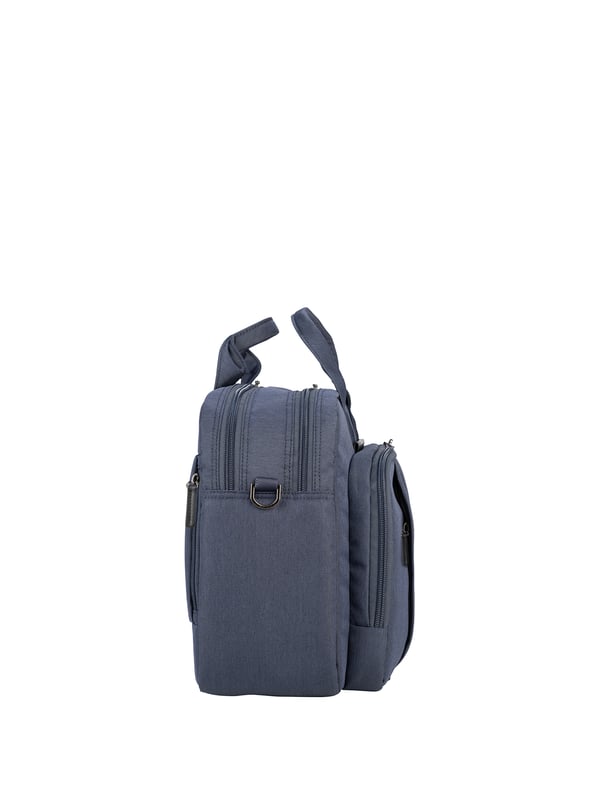 Unisex handtas met ritssluiting. één met ritssluiting en twee open binnenzakken. één voorkant met externe zakken met ritssluiting. verstelbare en afneembare schouderband.  Handvat van gerecycled polyethyleentereftalaat. twee binnenvakken.  extern materiaal.  Binnenkant van gerecycled polyethyleentereftalaat. Afmetingen: 43x28x18 cm. Modeproduct