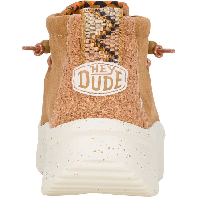 Recipe for a perfect fall day: apple turnovers, blazing fires, 'lil baby pumpkins, and these boots. Add a pinch of memory foam. A dash of EVA outsoles. A dollop of suede. And a heaping pile of back-in-style platforms.