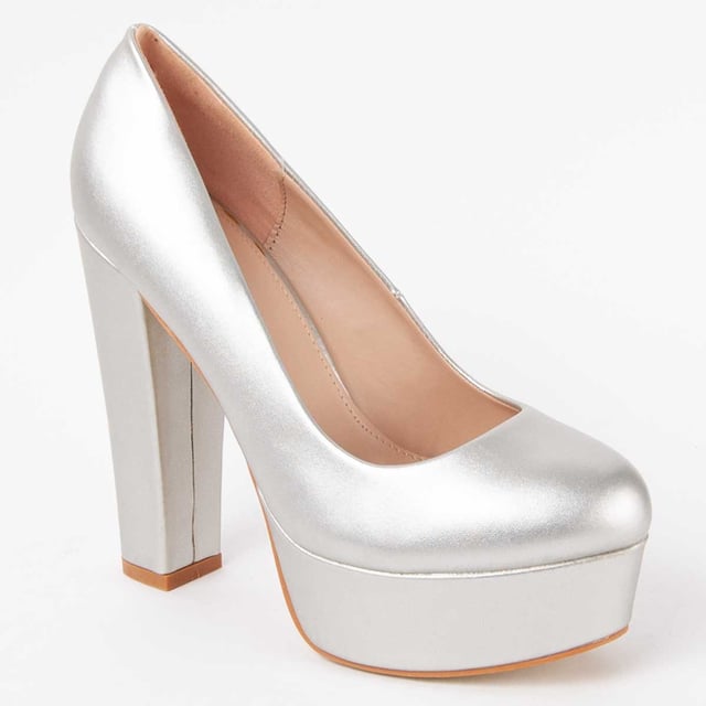 Women's high heel shoes. Comfortable fit. Manufactured by other brands for our brand. Approximate measurements: 13 cm heel and 4 cm platform.
