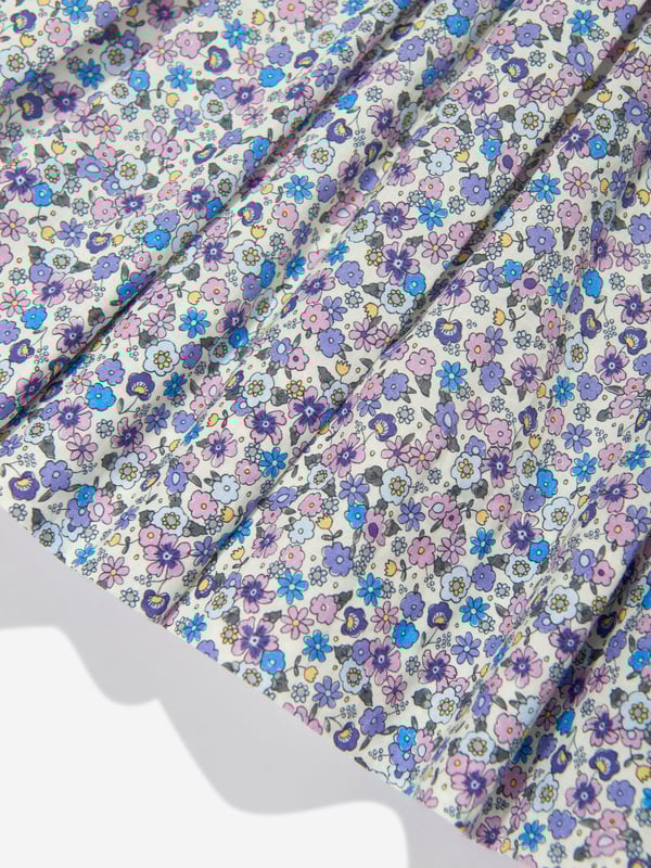 Sarah Louise's intricate precision of beauty and excellent craftsmanship is spellbinding. This girls cotton flower dress in purple captures the label's preference for tradition with an innovative twist. Envisioned with all-over periwinkle floral printing, a stitched bodice via a zigzag border, Peter Pan collar and a belted waist.* Exclusive to Childsplay Clothing Button Fastening Short Puffy Sleeves Flared Skirt Flared Hem Fabric 100%