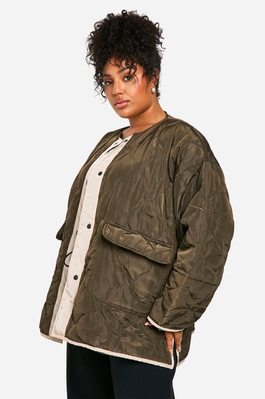 Add the finishing touch to your outfit with this outerwear piece from our women's plus size coats range. A wardrobe staple that's perfect for layering, this style provides added warmth and adds an extra something to your fit. Made with added fabric for the perfect fit, this piece is a whole vibe - just throw on over your fave outfit and you're sorted. Whether you choose a plus size denim jacket or keep things cosy in winter with a plus size teddy coat we've got the hottest coats for curvy girls that are always on-trend. Style: Bomber JacketFabric: WovenLength: RegularSleeve Length: Long Sleeve