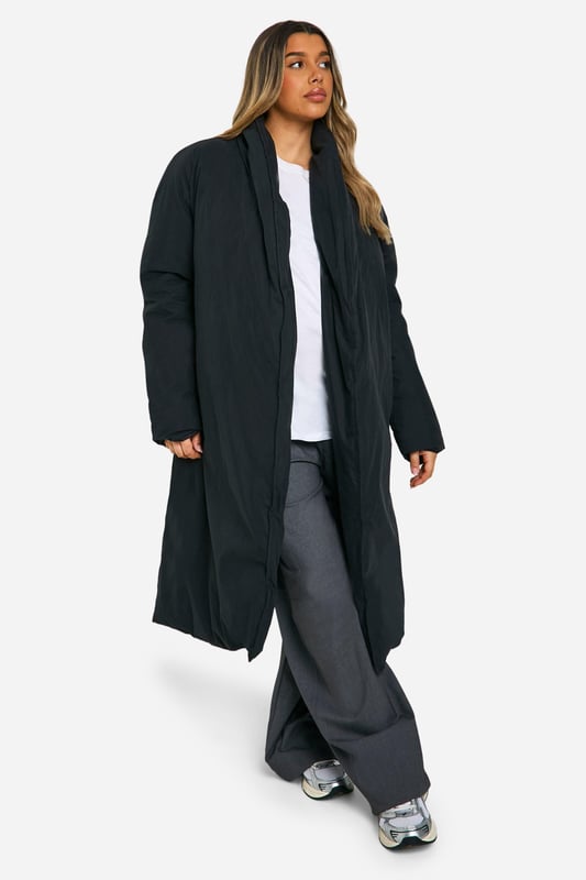 Wrap up in the latest coats and jackets and get out-there with your outerwearBreathe life into your new season layering with the latest coats and jackets from boohoo. Supersize your silhouette in a padded jacket, stick to sporty styling with a bomber, or protect yourself from the elements in a plastic raincoat. For a more luxe layering piece, faux fur coats come in fondant shades and longline duster coats give your look an androgynous edge.