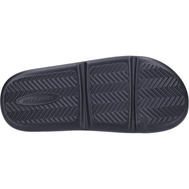 The men's footwear you need for the season. Whatever you're up to this summer Jack & Jones will ensure that you will always land on your feet with style.