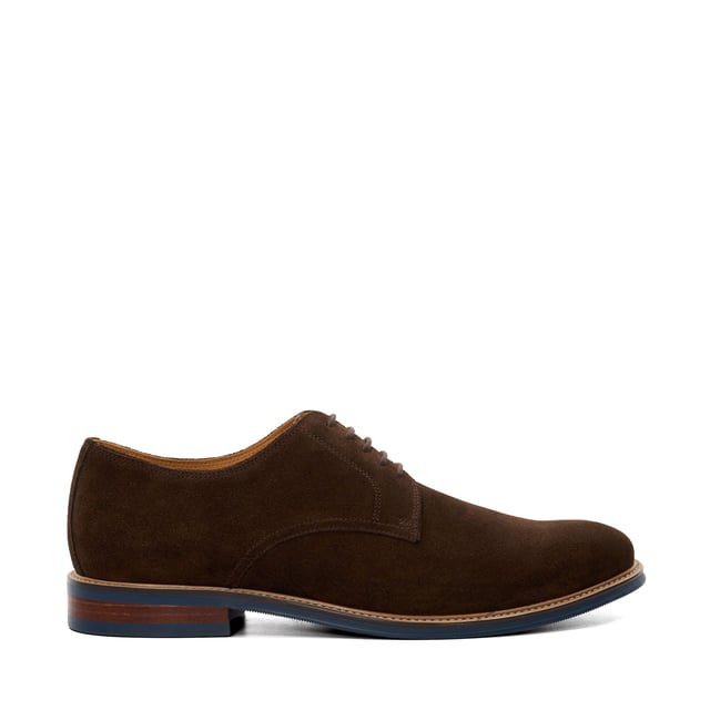 Refresh your sartorial edit with Stanleyyy. Crafted from the finest material, this round-toed silhouette features a five-eyelet system and is detailed with tonal stitch details and a wooden veneer sole, enhanced with a contrast-stitch trim.