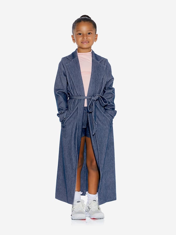 Presenting the Girls Denim Look Belted Trench Coat in Blue, an absolute simple and chic necessity for your little girl's closet. It offers a perfect fusion of panache and Cosiness, suitable for her day-to-day escapades. Fashion-forward Design: Featuring a denim-look, this trench coat is a tasteful blend of modern fashion trends and classic style, making your little one a trendsetter.  Ultimate Comfort: Crafted from premium-grade fabric, this coat ensures utmost comfort for your child during her daily adventures. Statement Piece: This chic Girls Denim Look Belted Trench Coat from AY by Ayla Palmer is a unique addition to your girl's wardrobe. Place your order now to let your little one make her unique style statement!