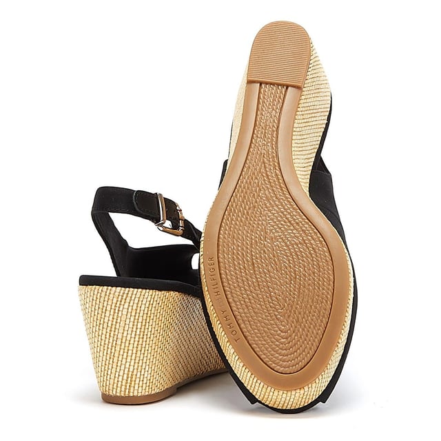 Diese Espadrille-Plattform mit Slingback-Design ist in dieser Saison ein Must-Have.