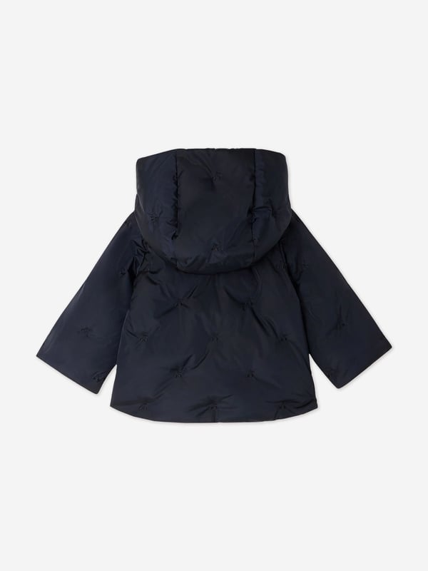Introducing the exquisite Baby Girls Bonno Quilted Jacket in Navy, crafted by bonpoint for AW2024. This chic essential harmonizes sophistication with warmth for your little trendsetter. **Luxurious Quilting**: Expertly quilted for cosiness and elegance. **Vibrant Navy Hue**: A deep, classic blue that pairs beautifully with any outfit. **Premium Fabric**: Constructed with high-quality fabric that ensures durability and comfort. **Timeless Design**: A stylish, timeless piece that blends traditional charm with modern flair.Elevate her wardrobe with the Bonno Quilted Jacket. Perfect for staying stylishly warm!