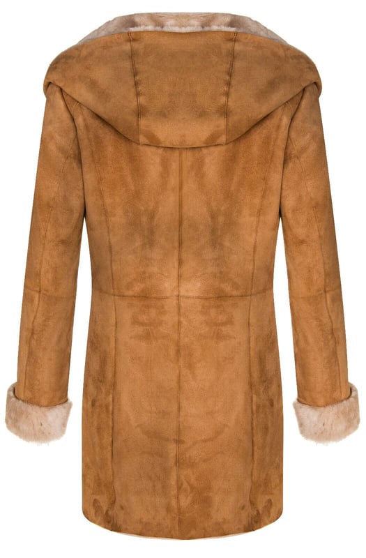 Wikkel jezelf in elegantie en warmte met ons Merino leren damesparka met capuchon. Deze jas is gemaakt van echt Spaans Merino-lamsleer en biedt ongeëvenaarde kwaliteit en luxe. Het dubbele ritstrekkertje voegt een stijlvol en functioneel element toe, waardoor veelzijdige draagmogelijkheden mogelijk zijn. De suède afwerking voegt een vleugje verfijning toe aan de jas en versterkt de algehele aantrekkingskracht. Verkrijgbaar in drie prachtige kleuren, zodat u de perfecte tint kunt vinden die past bij uw persoonlijke stijl. De brede kraag loopt naadloos over in een capuchon en biedt zowel comfort als bescherming tegen de elementen. â€¢ Gemaakt van echt Spaans Merino-lamsleer voor superieure kwaliteit en luxe â€¢ Dubbele ritstrekker voor veelzijdige en stijlvolle draagmogelijkheden â€¢ Suède afwerking voor een verfijnde en verfijnde look â€¢ Verkrijgbaar in drie prachtige kleuren die bij uw individuele stijl passen â€¢ Brede kraag die doorloopt in een capuchon voor extra comfort en bescherming tegen de elementen.