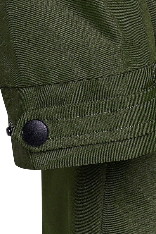 Introducing the perfect addition to your wardrobe, Emma Mac by ELLE. This stylish jacket features convenient front pockets, an elasticated waist for a flattering fit, and a hood for added functionality. Stay stylish and comfortable wherever you go with Emma Mac.