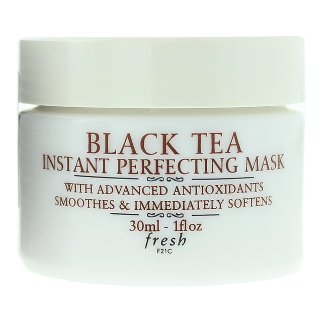 Fresh Black Tea Instant Perfecting Mask is an advanced treatment that melts onto skin and instantly softens with a cooling sensation to reveal a luminous complexion. It's powered by fresh's potent black tea complex, skin-smoothing polysaccharides, and moisturizing hyaluronic acid spheres. Use after cleansing, apply a generous amount to your skin, avoiding the eye area. Leave on for 5-10 minutes and rinse. Use 2-3 times per week.