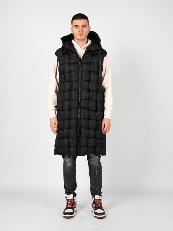 Estilo holgado
Unisex
Con capucha
Cierre de cremallera con logotipo
Dos bolsillos delanteros ocultos con cierre de cremallera
Hecho de material de alta calidad
Producido en Italia