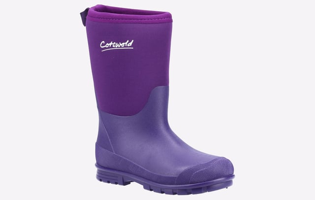 Hilly Neoprene from Cotswold, is the perfect welly for all weather conditions. With fully waterproof neoprene for excellent warmth and comfort.
- 100% Waterproof
- Pull On Loop
- Lightweight sole
- Reinforced toe and heel
- Easy to clean overlay