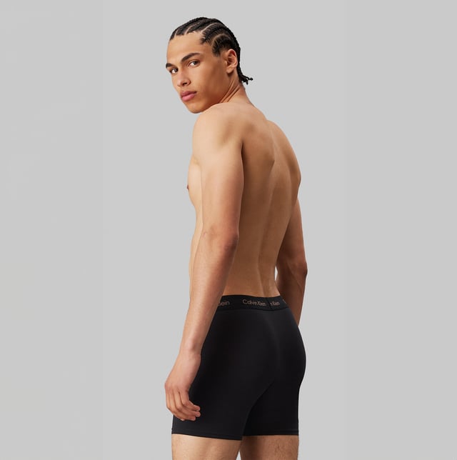 Calvin Klein Calvin Klein COTTON STRETCH Mens 3 Pack Boxer Briefs Multicolouredl&gt;
Closure/Fastening: Pull-On
Item Weight: 0.11 KG
Clothing Fit: Regular
Single Or Multi Pack?: 3 Pack
Gift Boxed: No
Material Composition: 95% Cotton, 5% Elastane
Underwear Type: Boxer BriefsProduct Code: 000NB1770AQ57
Clothing Type: Underwear
Closure/Fastening: Pull-On
Item Weight: 0.11 KG
Clothing Fit: Regular
Single Or Multi Pack?: 3 Pack
Gift Boxed: No
Material Composition: 95% Cotton, 5% Elastane
Underwear Type: Boxer BriefsProduct Code: 000NB1770AQ57
Clothing Type: Underwear
Closure/Fastening: Pull-On
Item Weight: 0.11 KG
Clothing Fit: Regular
Single Or Multi Pack?: 3 Pack
Gift Boxed: No
Material Composition: 95% Cotton, 5% Elastane
Underwear Type: Boxer BriefsProduct Code: 000NB1770AQ57