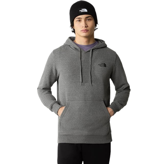 The North Face Simple Dome Hoodie is a year-round staple. A comfortable fit with a subtle half dome logo on the chest and kangaroo pocket for chilly hands, it’s the perfect piece to pack for your adventures out in the wild