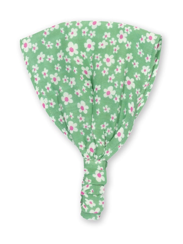 100% organic cotton | Proud to be certified to the Global Organic Textile Standard (GOTS) | Ditsy fields all-over print | Double layer muslin fabric | Bandana style | Made in India | Machine washable at 40 degrees, or at 30 degrees to be kinder to the planet