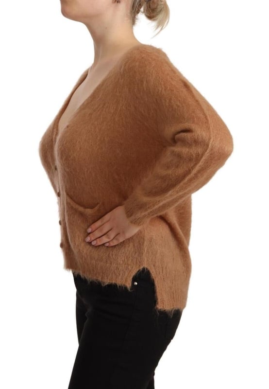 Brand: PINK MEMORIES
  Color: Brown
  Long sleeve knitted cardigan sweater
  Front button closure
  Logo details
  Material: 36% Acrylic 30% Mohair 30% Nylon 4% Wool
  Perfect for colder weather
  Versatile and timeless design
  Ideal for both special occasions and everyday wear