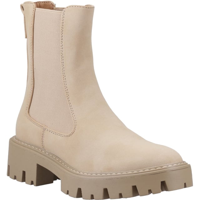 Maak je outfit compleet met een paar laarzen en creëer een trendy, coole look die bij elk seizoen past.