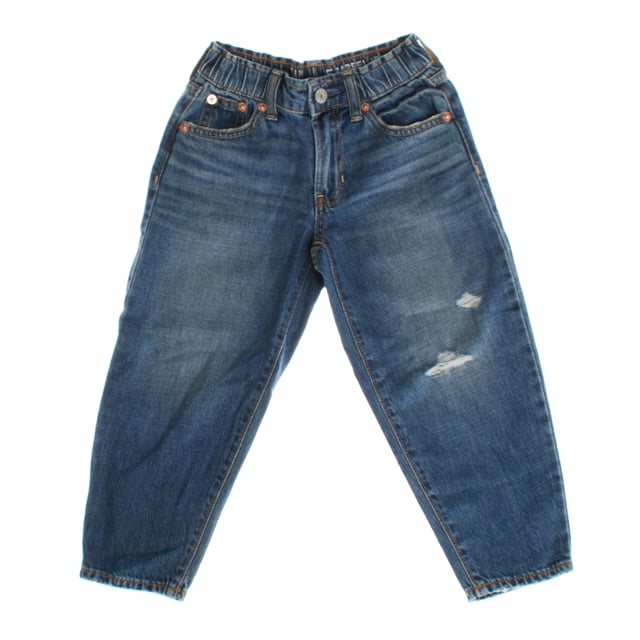 These barrel jeans for girls have a modern and relaxed design, characterized by their looser, high-waisted silhouette, with an adjustable waistband for greater comfort.

 Made from durable denim, it features distressed details on the leg, giving it a casual, fashionable touch.

 The front closure features a button down the center, while sizes 4 through 8 include a convenient hook-and-bar system hidden beneath a faux brooch.

 The classic 5-pocket design offers functionality, while the wide-cut leg that is slightly tapered at the ankles provides a contemporary and versatile look.

 Ideal for a casual and comfortable style, perfect to combine with different clothes.
 Composition: 100% Cotton
 Care:
- Machine wash cold.
 - Use similar colors in the wash.
 - Avoid the use of bleaches.
 - Dry at low temperature in the dryer.
 - Iron at low temperature.
 - Do not dry clean.