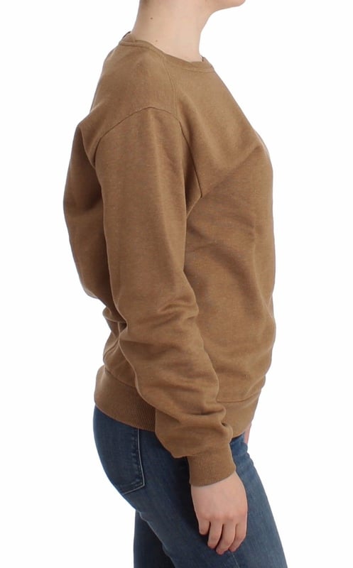 100% Äkta John Galliano Rundhalsad Tröja  
Material: 100% Bomull  
Färg: Brun  
Klassisk Rundhalsdesign  
Logodetaljer  
Originaltags och butikspåse inkluderad  
Perfekt för kvinnor som uppskattar tidlös mode