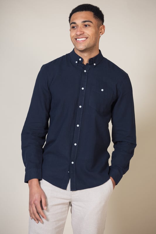 Navy Linen Blend Long Sleeve Button-Up Shirt With Chest Pocket Upgrade your wardrobe with this long-sleeved linen shirt from Nines by Kensington Eastside. Made from a breathable blend of linen and cotton, this shirt features a chest pocket and button fastening. Perfect for casual and formal occasions, this machine-washable shirt is a versatile addition to any wardrobe.