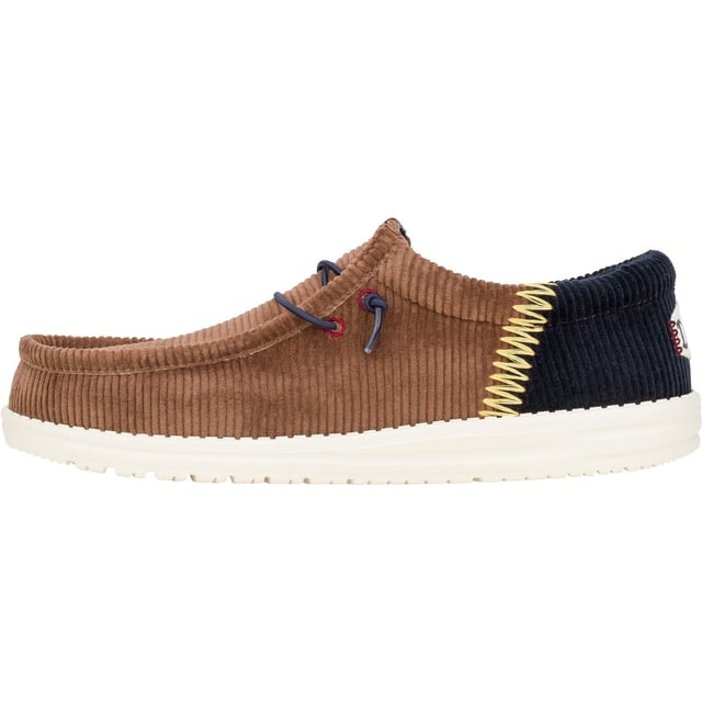 Wally Funk Corduroy brings campus cool and workday style together. Corduroy upper, twill lining and fun colorblock stitching at the heel. Made for busy days or transitioning from work to play.