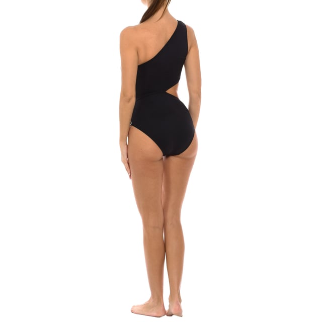¡Da un chapuzón con este traje de baño de un solo hombro con corte elástico y logo de Michael Kors! Este traje de baño de una pieza, que te hará destacar durante tus días de playa, presenta un costado recortado, detalle de logo, un hombro, copas suaves removibles y correa removible.

Bañador una pieza.
Cuello redondo.
Detalle de obertura lateral del bañador.
Tirante ancho de un solo hombro.
Incluye un tirante desmontable y regulable.
Logo de la marca estampado en el lateral.
Copas suaves extraíbles (almohadillas incluidas).
Costuras vistas a tono.
 Composición: Exterior: 85% Poliamida, 15% Elastano; Forro: 92% Poliéster, 8% Elastano.; Copas: 100% Poliuretano.
 Cuidados:
Lavar a mano con agua fría.
Utilizar jabón neutro.
No utilizar lejía.
Aclarar sin retorcer.
No planchar.
