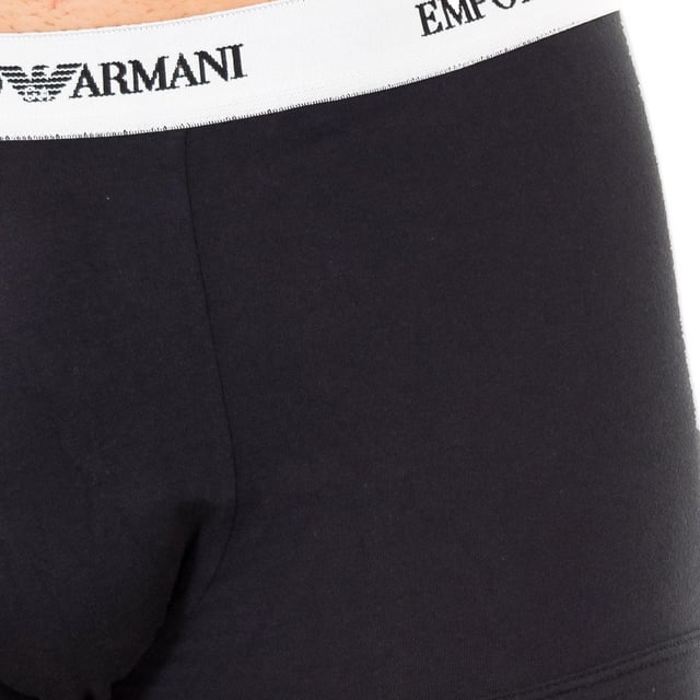Pack-2 Boxers Emporio Armani.
 Made of elastic cotton.
 Elastic rubber waistband, with the brand's name and logo consecutively embroidered.
 Comfortable and breathable fabric.
 Anatomical front, with the ability to hold without squeezing.
 Seams seen in tone.
 Composition: 95% Cotton, 5% Elastane
 Care:
-Wash at max temperature. 40ºC.
 -Do not use bleach.
 -Supports dry cleaning.
 -Allows you to use a dryer.
 -Iron at max temperature. 130ºC.