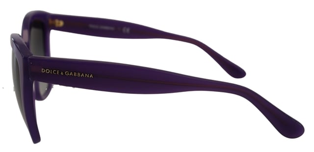 Brandneue 100% authentische Dolce & Gabbana DG4240 Sonnenbrille.
  Handwerkliches Geschick und Sinnlichkeit.
  Graue Verlaufslinse mit 100% UVA-Schutz.
  Geeignet fur den Alltag.
  Modell: DG4240.
  Farbe: Lila.
  Geschlecht: Frauen.
  Material: 100% Acetat
-.