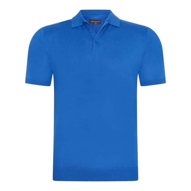 Heren polo van het merk Cappuccino Italia. De polo's van Cappuccino Italia zijn gemaakt van katoen en polyester, en hebben een normale pasvorm. Het zachte katoen zorgt voor een heerlijk draagcomfort.  Merk: Cappuccino ItaliaModelnaam: Plain Tricot PoloCategorie: heren poloMaterialen: katoen en polyesterKleur: blauw