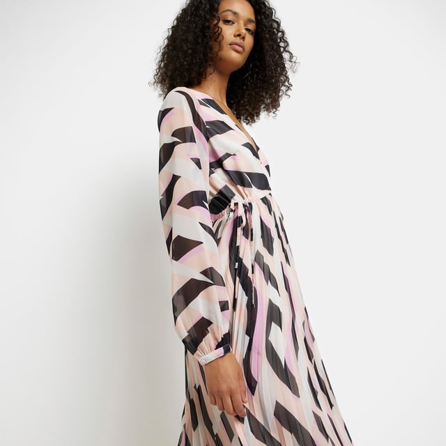 Printed fabric, Pleated detail, Ruched detail, V-neck, Long sleeves, Maxi length, Our model wears a UK 8 and is 175cm/5'9'' tall