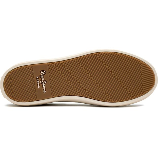 These Court-inspired Streetwear Trainers Camden By Pepe Jeans London Feature Recycled Leather Uppers And Other Sustainable Premium Materials, A Lace-up Fastening, A Heat-sealed Pepe Jeans Logo On The Sides, Branding On The Contrast Heel, And A Cupsole. Wear This Classic Sneaker On A Laid-back Day Out Or An Evening Around Town For An Urban Fashion Appeal.