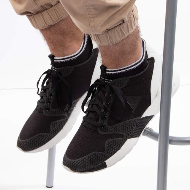 Le coq sportif omicron tech hot sale modern