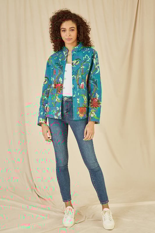 For bang on trend outerwear for the summer we love this Teal floral quilted jacket from Yumi. Made using a traditional quilting technique, from lightweight cotton, this reversible garment really is a show stopper. With a different unique print on the inside, the tags and care labels are sewn into the pockets so you can change your look easily. Pair with jeans and a T-shirt for an off duty look, or 2!