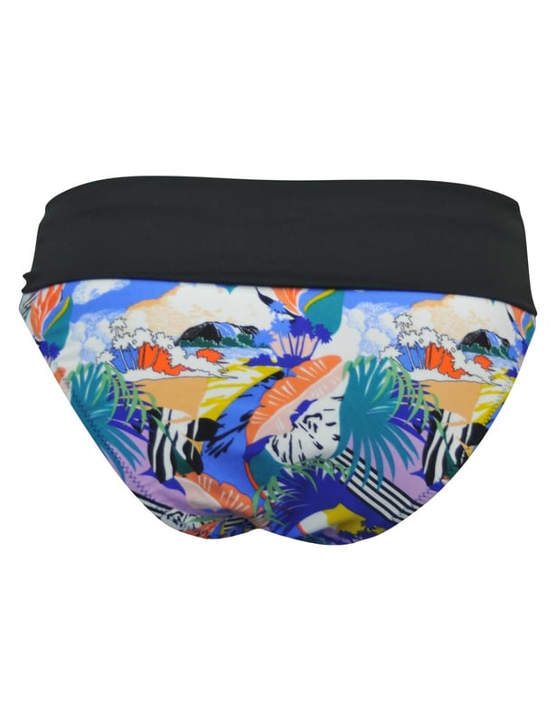 The Pour Moi Halcyon fold over brief has a bright décor inspired pattern contrasting against its black waistband allowing the colours to appear even more vibrant. The waistband can be folded up or down to accentuate your waist however you see fit. The extra detail added by the bow shows how well the black and striking colours compliment each other. The rear of the brief has good coverage giving great definition to your curves.

Good coverage
Striking colours
Defines curves
Composition:- 80% Polyamide | 20% Elastane
Listed in UK sizes
 Bikini Bottoms