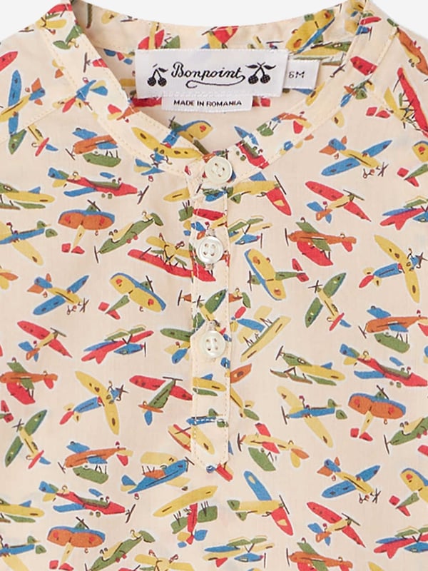 Introducing the Baby Boys Cesari Shirt in Multicolour, a sartorial essential by Bonpoint. This beloved piece promises effortless style and ultimate comfort for your little one's next adventure.  Stylish Print: This shirt boasts a captivating multicoloured print, combining style and playfulness in an eye-catching attire. Unsurpassed Comfort: Crafted from premium, gentle-on-skin materials, this shirt guarantees your baby boy's comfort during his escapades.  Upgrade their Style Quotient! Elevate your baby boy's wardrobe with the Cesari Shirt. Order today for a colourful dash of Bonpoint elegance!