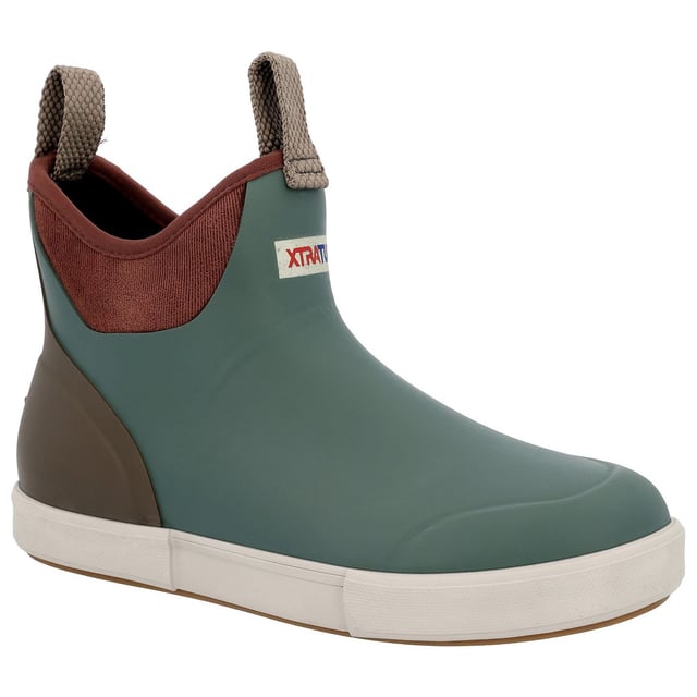 XTRATUF Deck Boots have been crafted specifically for sport and recreational fishermen. These lightweight slip-on-and-go silhouettes feature a non-marking, slip-resistant outsole