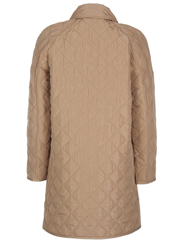 100% polyester; Burberry gewatteerd jack Tything;  Model: 80842001;  Hoogwaardige afwerking;  Klassieke kraag;  Lichtgewicht overgangsjack;  Double-breasted met elk vier knopen;  Twee voorzakken;  diamant quilten;  Geruite voering typisch voor het label;  Burberry-logodetails