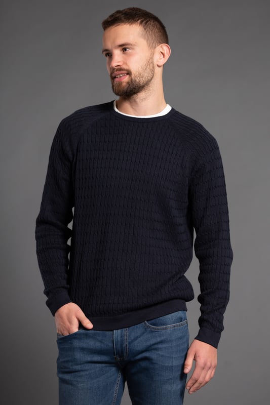 This long sleeve, knitted jumper from Nines by Kensington Eastside is a wardrobe staple. Features all-over cable knit, crew neck, raglan long sleeves, and ribbed elasticated waistband and cuffs. Made from 100% cotton fabric to ensure high quality and comfort. Machine washable for easy care.