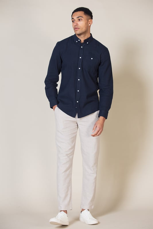 Navy Linen Blend Long Sleeve Button-Up Shirt With Chest Pocket Upgrade your wardrobe with this long-sleeved linen shirt from Nines by Kensington Eastside. Made from a breathable blend of linen and cotton, this shirt features a chest pocket and button fastening. Perfect for casual and formal occasions, this machine-washable shirt is a versatile addition to any wardrobe.