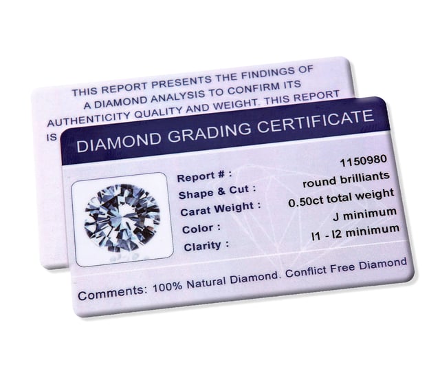Oro blanco de 18 quilates (750): 2,4 g; # Diamante: 0,5 ct