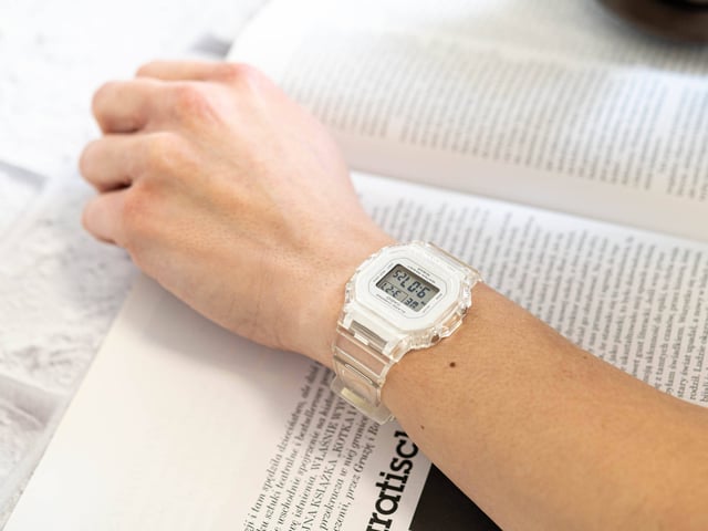 This Casio Baby-g Digital Watch for Women is the perfect timepiece to wear or to gift. It's Transparent  Rectangular case combined with the comfortable Transparent Plastic watch band will ensure you enjoy this stunning timepiece without any compromise. Operated by a high quality Quartz movement and water resistant to 10 bars, your watch will keep ticking. The iconic BABY-G look you love — a compact, casual watch for your active life. The smaller and slimmer BGD-565 is designed to appear flat when viewed from the side for an even thinner look This Digital watch has a calendar function: Day-Date , Stop Watch , Countdown , Alarm and Light High quality 19 cm length and 21 mm width Transparent Plastic strap with a Buckle Case measurement: 30 X 37 mm,case thickness: 10 mm, case colour: Transparent and dial colour: White