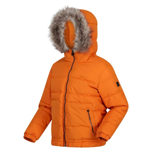 Regatta Childrens/Kids Faux Fur Trim Parka (Ahorn) Äußere Materialien: 100% Polyester. Stoff: Mikro-Popeline. Innenfutter: Polyester, Taft. Design: Abzeichen, Logo. Besätze: Reflektierend. Stofftechnologie: Strapazierfähig, isolierend, schnell trocknend, Thermo-Guard. Innere Reißverschlussabdeckung, gepolstert, gedrucktes Namensetikett, genähte Blenden. Manschette: Elastisch. Halsausschnitt: Kapuze. Ärmel-Typ: Langärmelig. Kapuzen-Merkmale: Kunstpelzbesatz, an der Kapuze angewachsen. Taschen: 2 Seitentaschen, Reißverschluss. Verschluss: Durchgehender Reißverschluss. Saum: Gummizug.