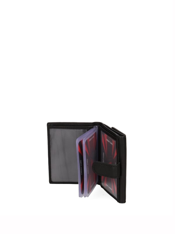 Cartera de hombre. El cierre es con botón de presión. Los bolsillos internos son tarjeteros y porta billetes. Los bolsillos exteriores son uno trasero con clip. Falta la correa para el hombro. Falta el mango. Hay un compartimento interno. El material exterior es 100% Piel Auténtica. Internamente está forrado en piel auténtica. Medidas: 8x10x2 cm. Producto de moda